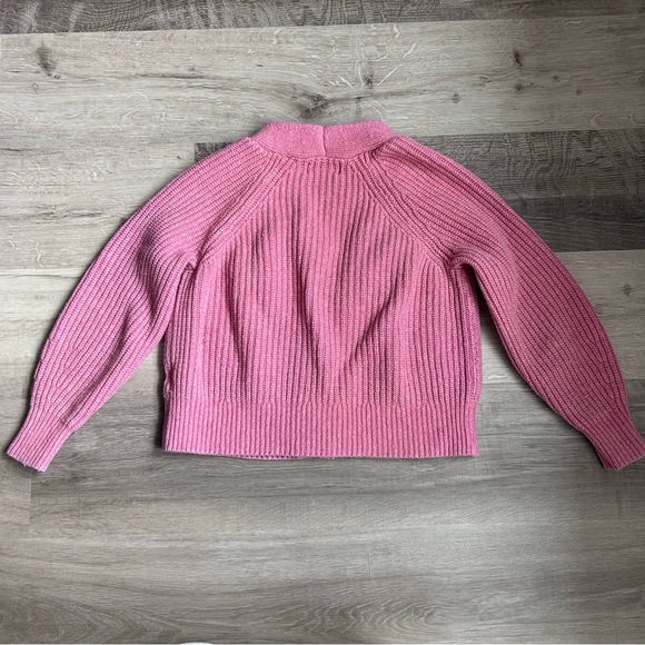 Old Navy Ribbed V-Neck Button Cardigan - Picture 3 of 5